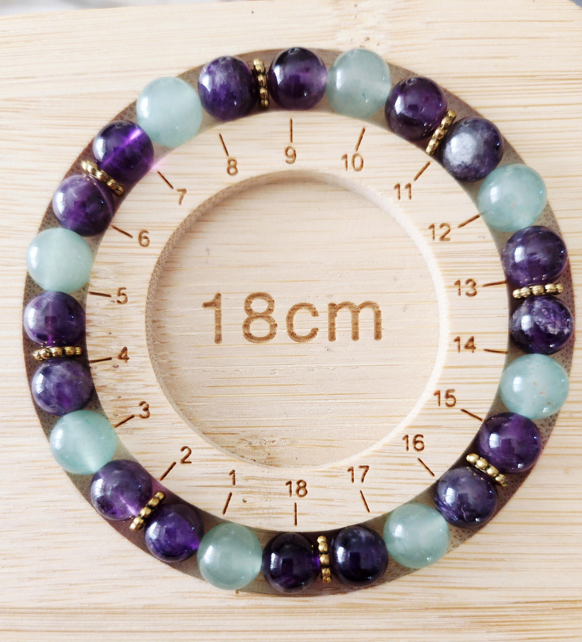 Bracelet en pierres naturelles d' Améthyste, Aventurine Verte et Intercalaires Dorés -  "Lunéa" -