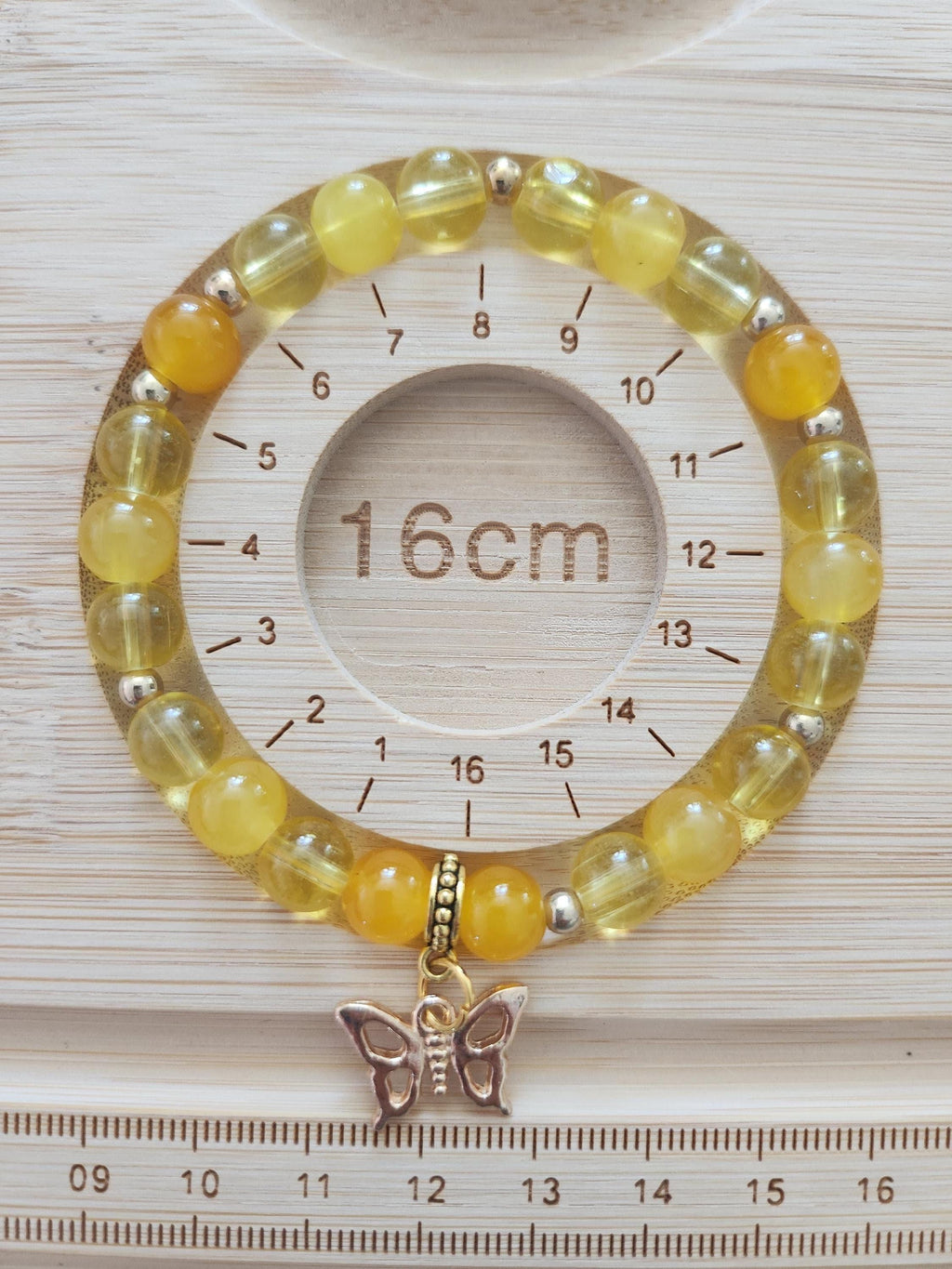 Bracelet en perles fantaisie et Stylo Jaune Doré avec Papillon - Epi d'Or -