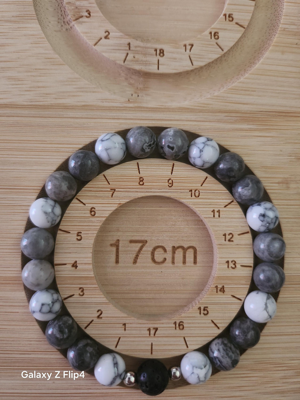 Bracelet en pierres naturelles d' agate crazy lace et howlite - Lithothérapie - Ardoise -