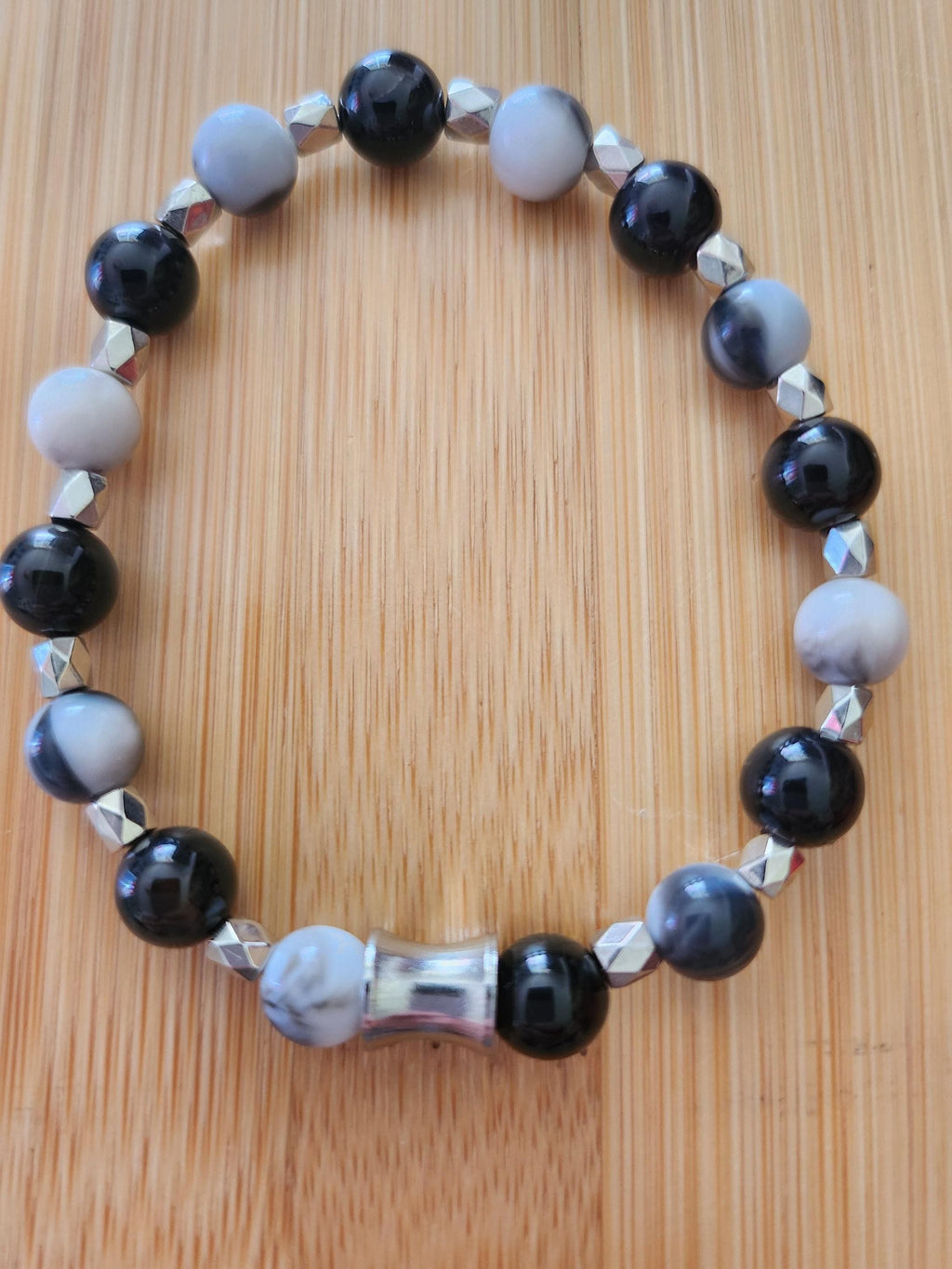 Bracelet Fantaisie en perles Noir Gris Blanc,- Atlas -