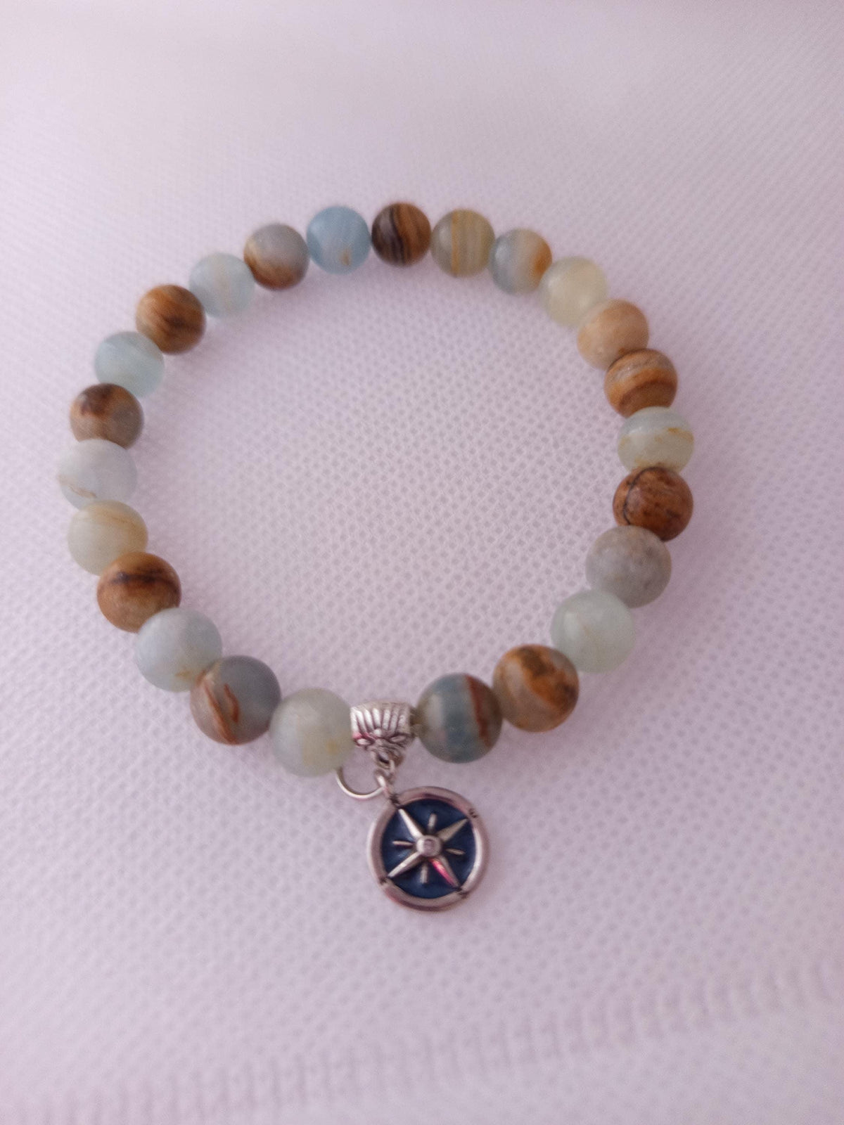 Bracelet en pierrres naturelles  = Lémurian aquatine - Cap Nord -