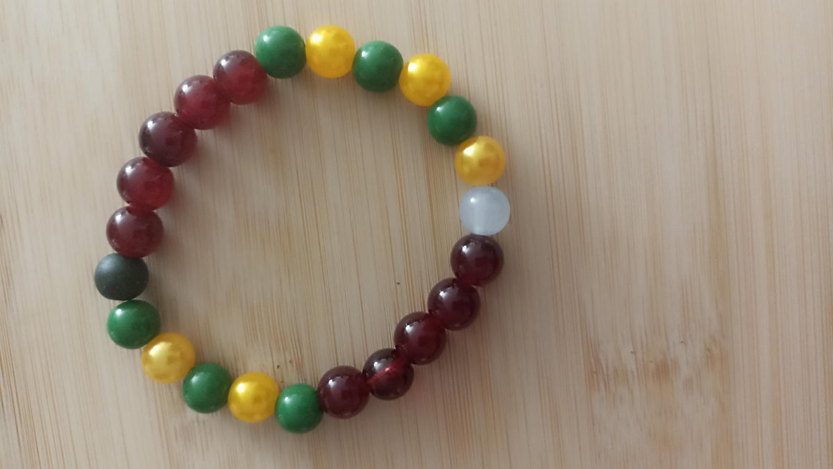 Bracelet fantaisie Minato multicolore, modèle ado sur fil élastique 15 cm