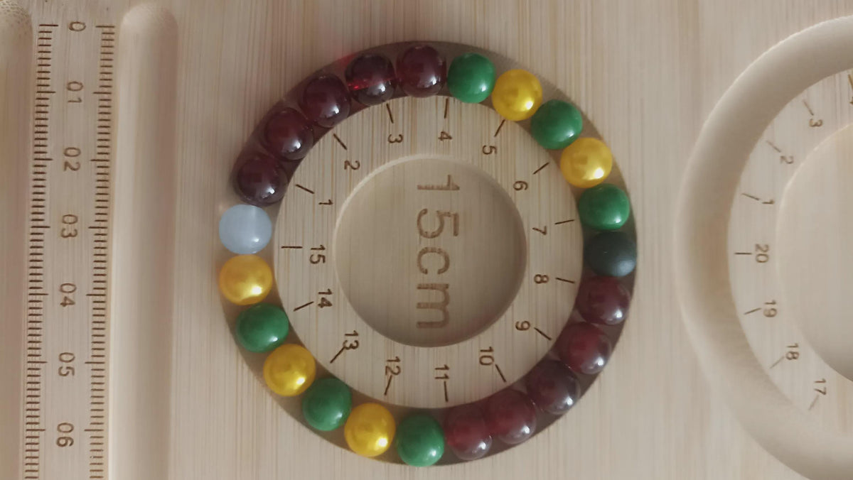 Bracelet fantaisie Minato multicolore, modèle ado sur fil élastique 15 cm