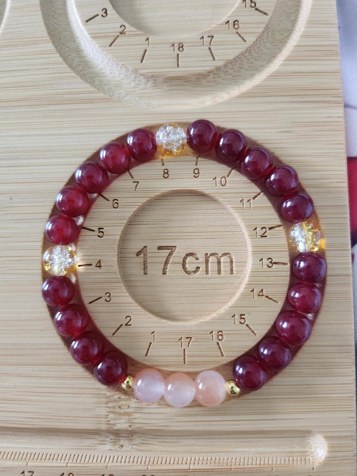 Bracelet fantaisie en perles - couleur rouge - Rubis -
