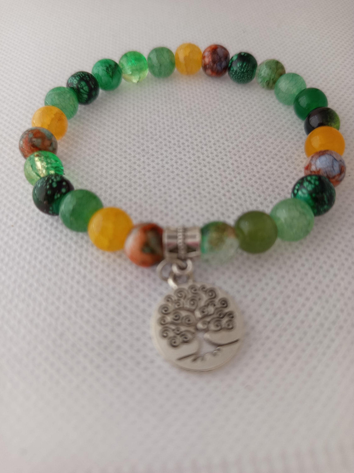 Cadeau femme, bracelet fantaisie à perles vertes, jaunes et orangées, arbre de vie