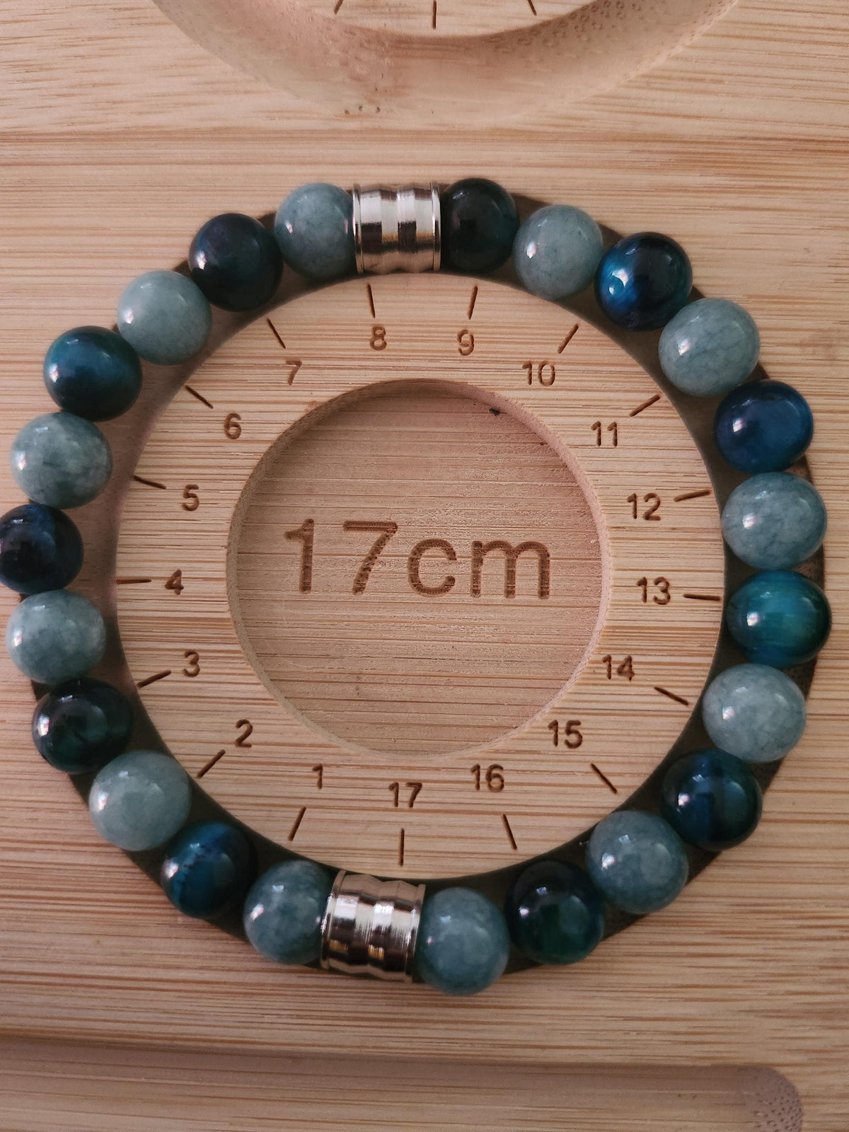 Bracelet en perles bleues fantaisie pour homme - "Roche d'Azur" -