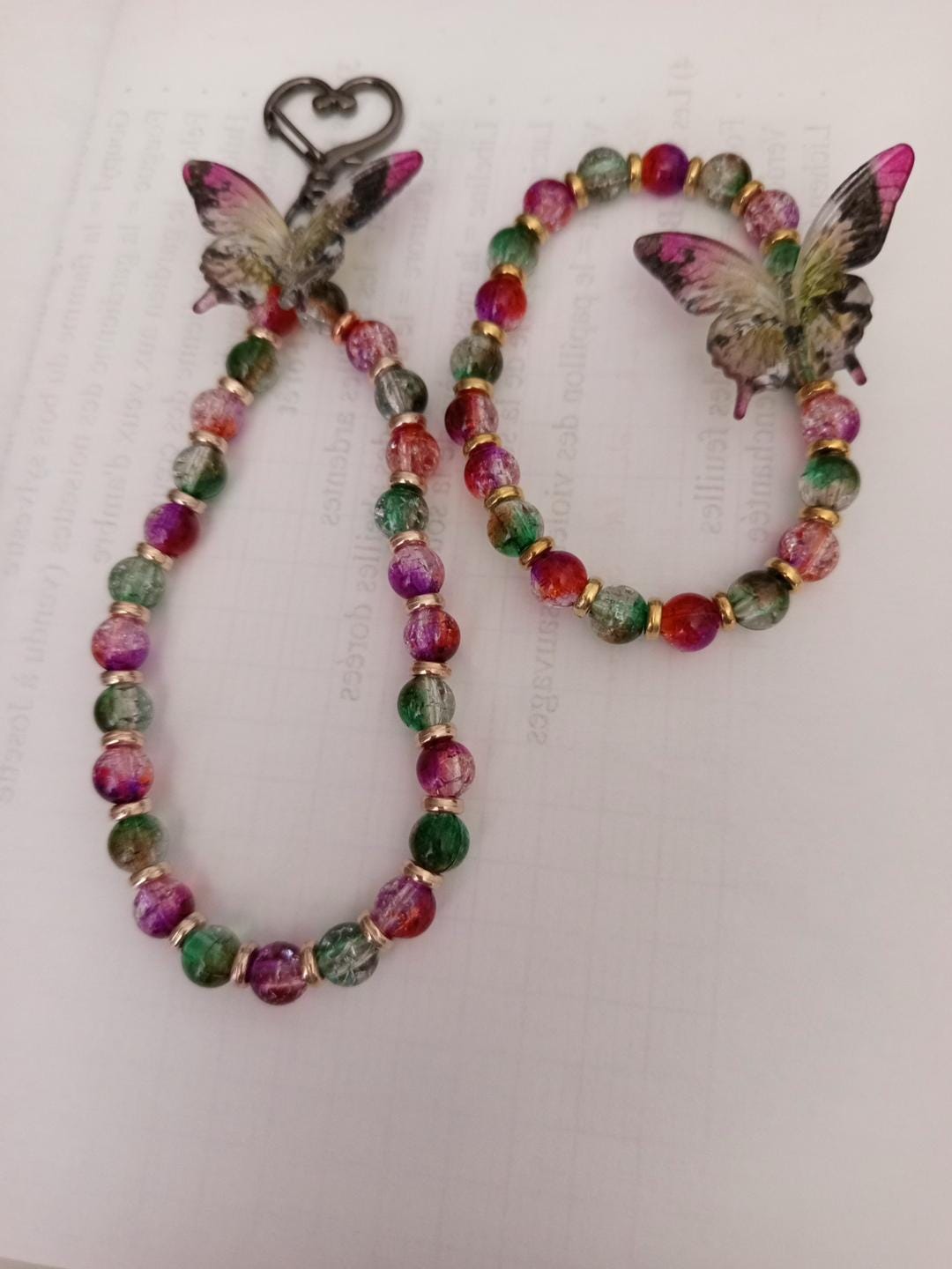 ensemble Bracelet et grigri de sac en Perles Papillon Multicolore - Bijou Fantaisie Bohème Doré - Ailes de baies -