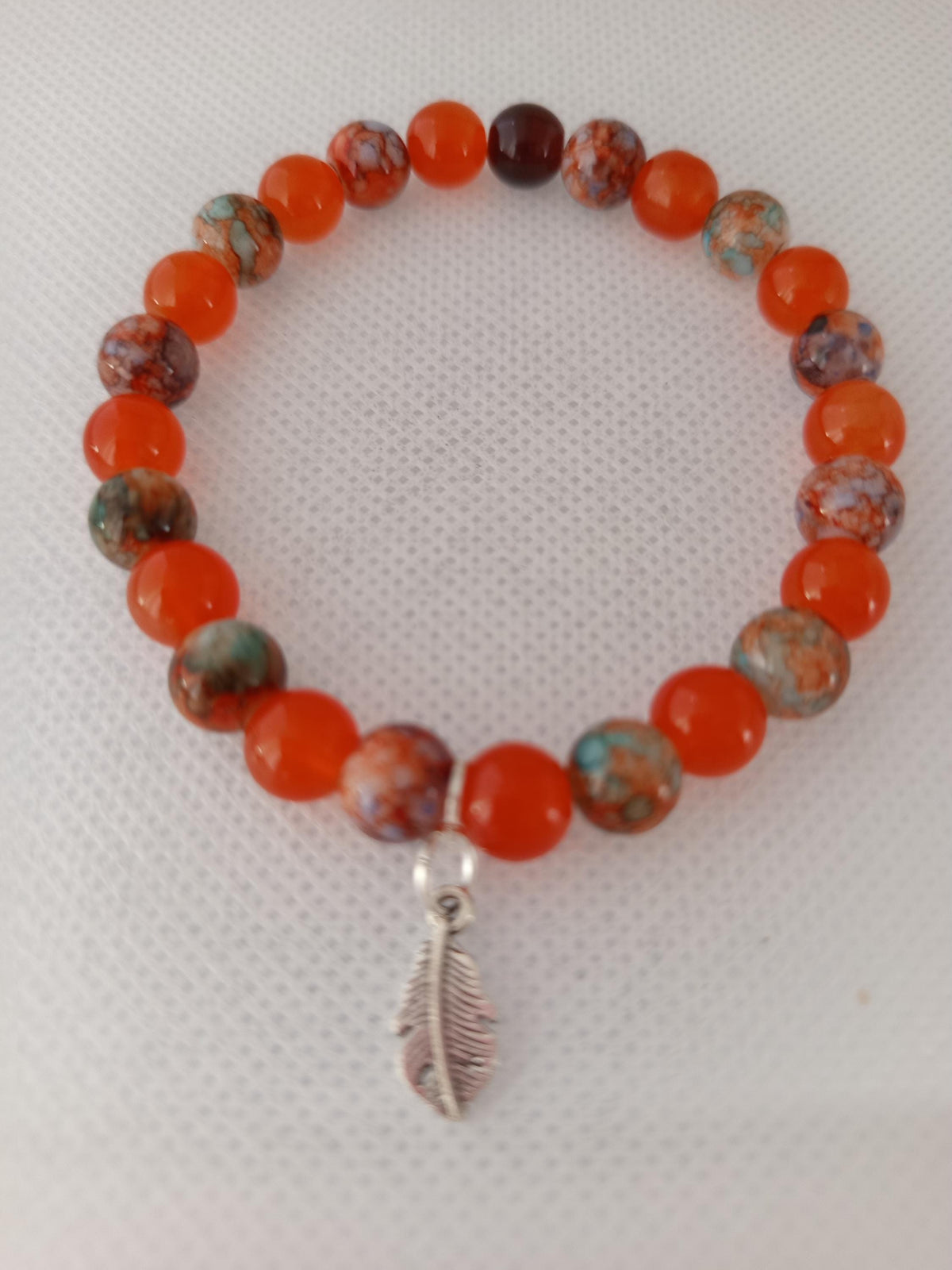 Bracelet homme en perles fantaisie dans les tons de orange - "Ecorce de Feu" -