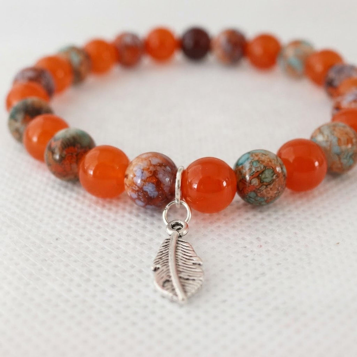 Bracelet homme en perles fantaisie dans les tons de orange - "Ecorce de Feu" -
